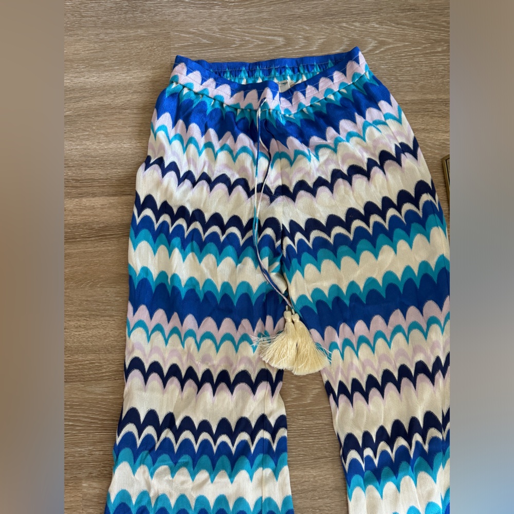 $395 Alexis Blue Dixion Crochet Knit Flared Pants Size Medium Chevron Blue Waves